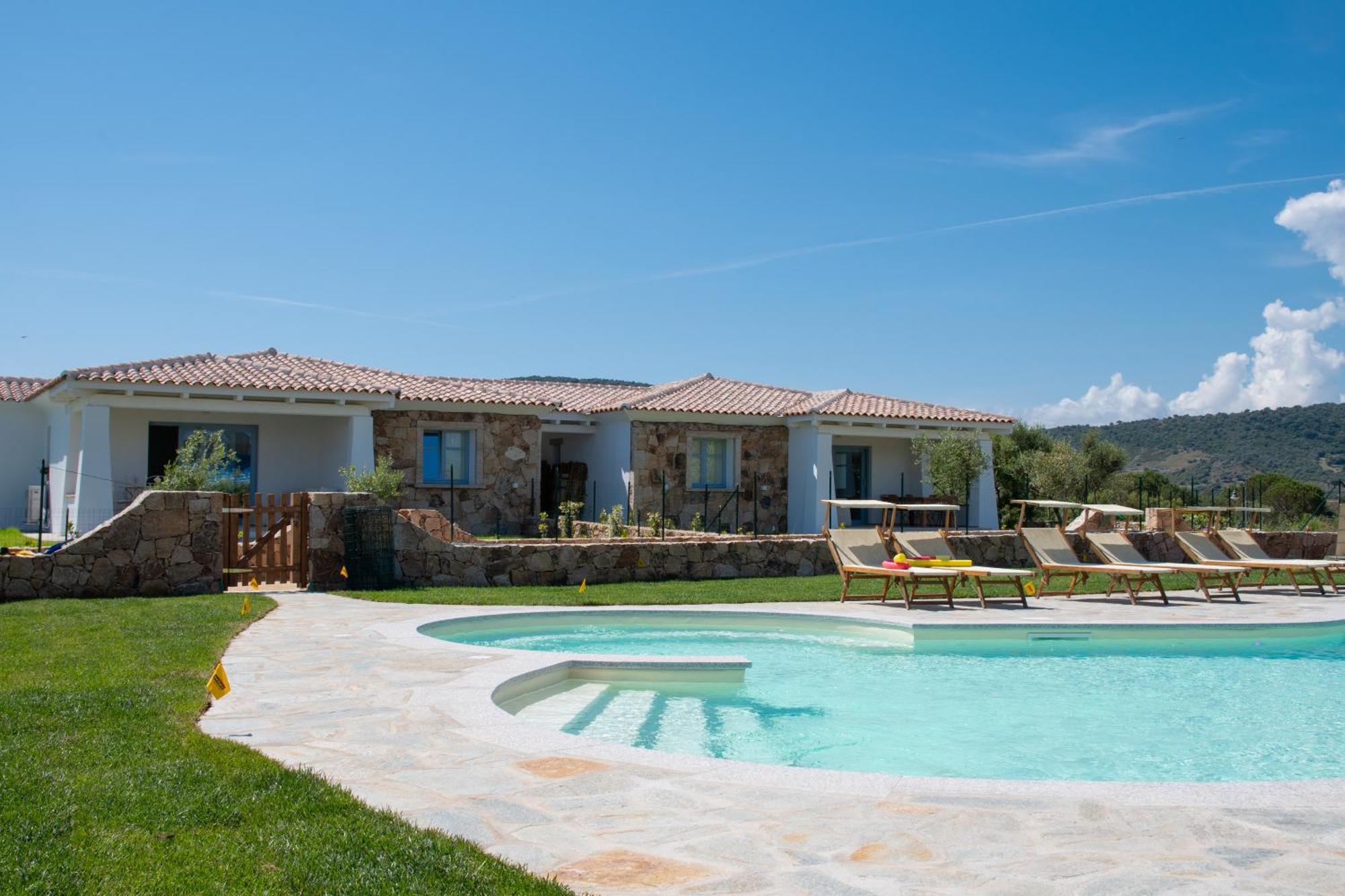 Aparthotel Enaja - Luxury Retreat Budoni Exteriér fotografie